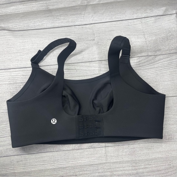 36D Lululemon Athletica Intimates & Sleepwear Lululemon Booby Bracer Bra. - Picture 4 of 8